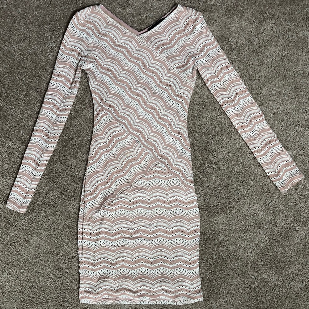 BCBGMAXAZRIA BODYCON LONG SLEEVE DRESS SZ XS